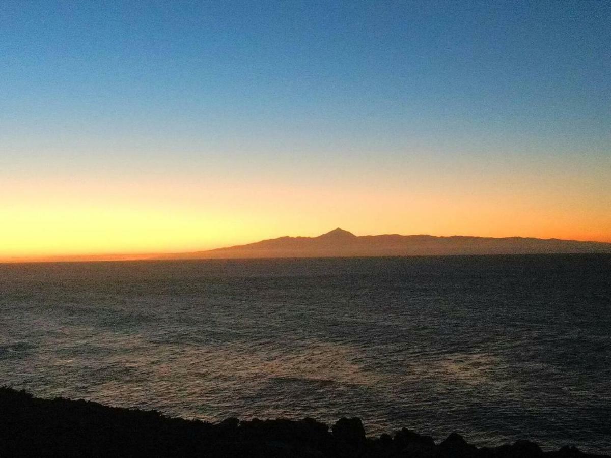Apartamento Faro De Sardina Gáldar エクステリア 写真